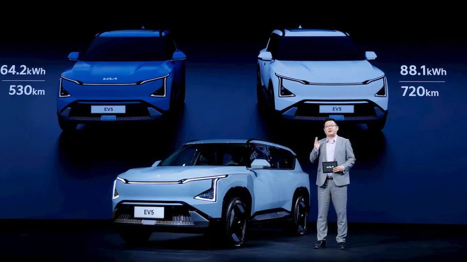 Kia EV5 GT rivela il design sportivo del SUV elettrico