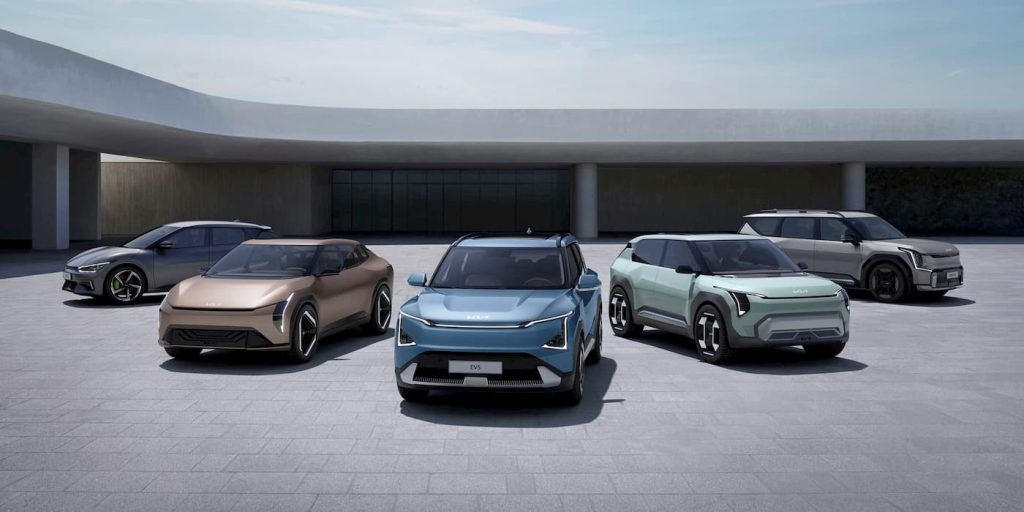 Kia EV3 ed EV4 si preparano alla produzione dopo il primo aggiornamento dell'impianto EV | Elettronauti.it
