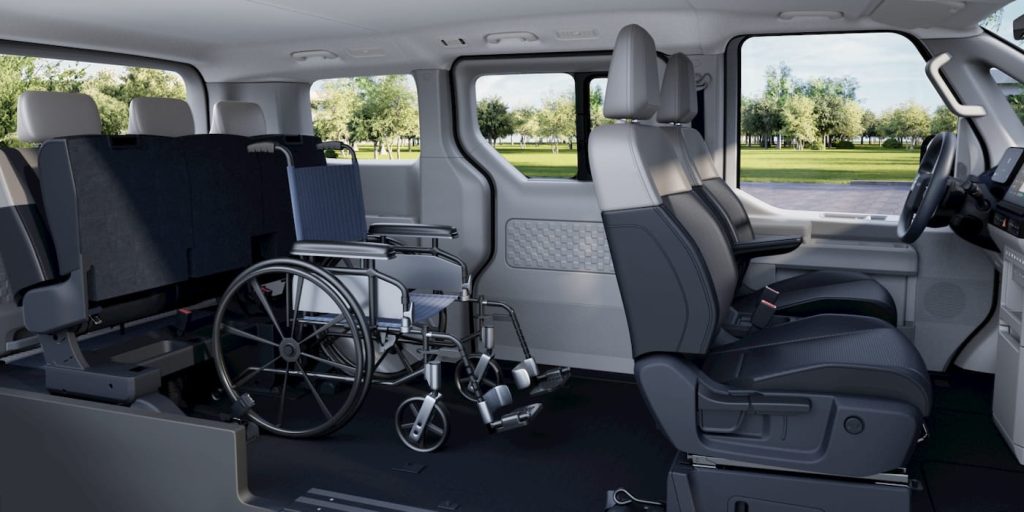 Kia presenta il PV5 WAV: il van elettrico accessibile per persone in sedia a rotelle | Elettronauti.it