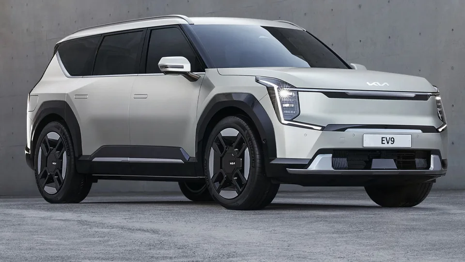 Kia svela il SUV EV9 - 100’% Elettrico - Nuovo grande protagonista