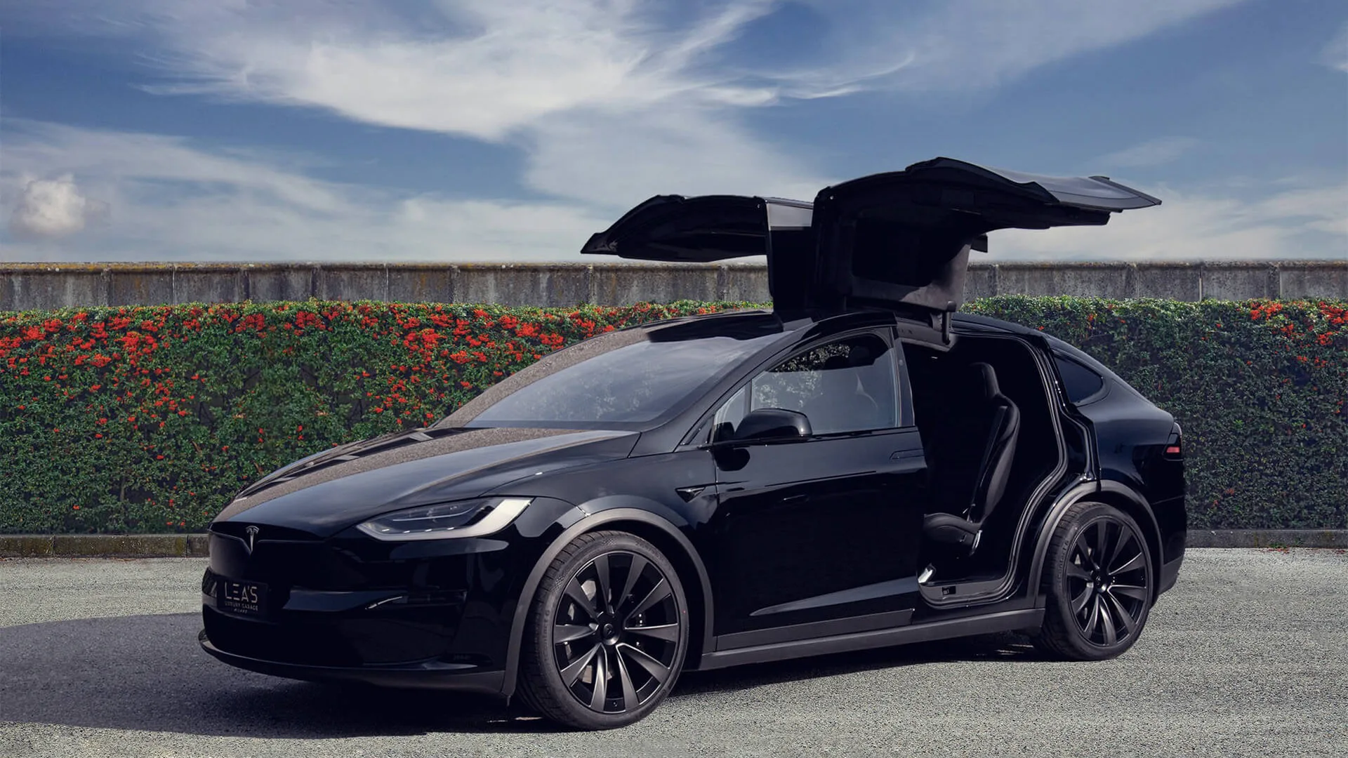 La Polizia italiana testa la Tesla Model X