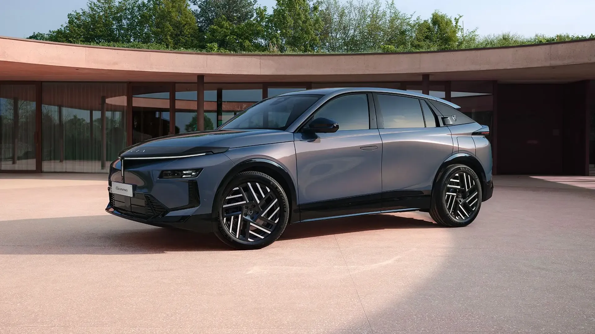 Lancia Gamma, SUV fastback elettrico fino a 740 km