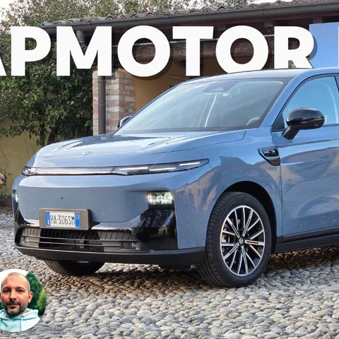 Copertina del video dedicato alla prova della Leapmotor B10, ai consumi e alle tecnologie di bordo