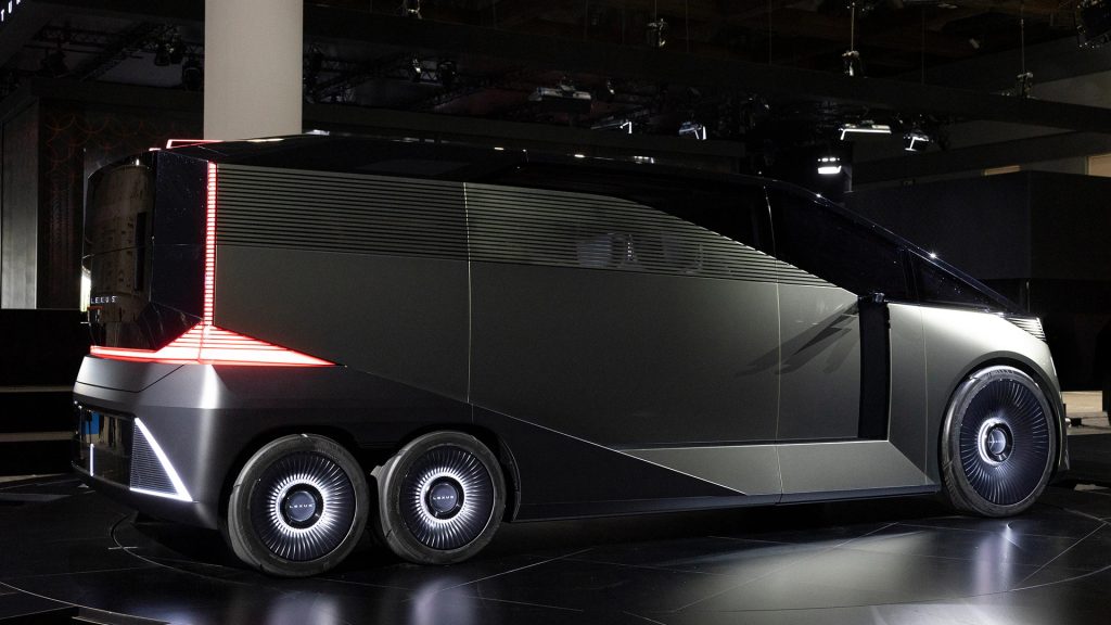 Lexus LS a sei ruote: il nuovo “Luxury Space” elettrico | Elettronauti.it