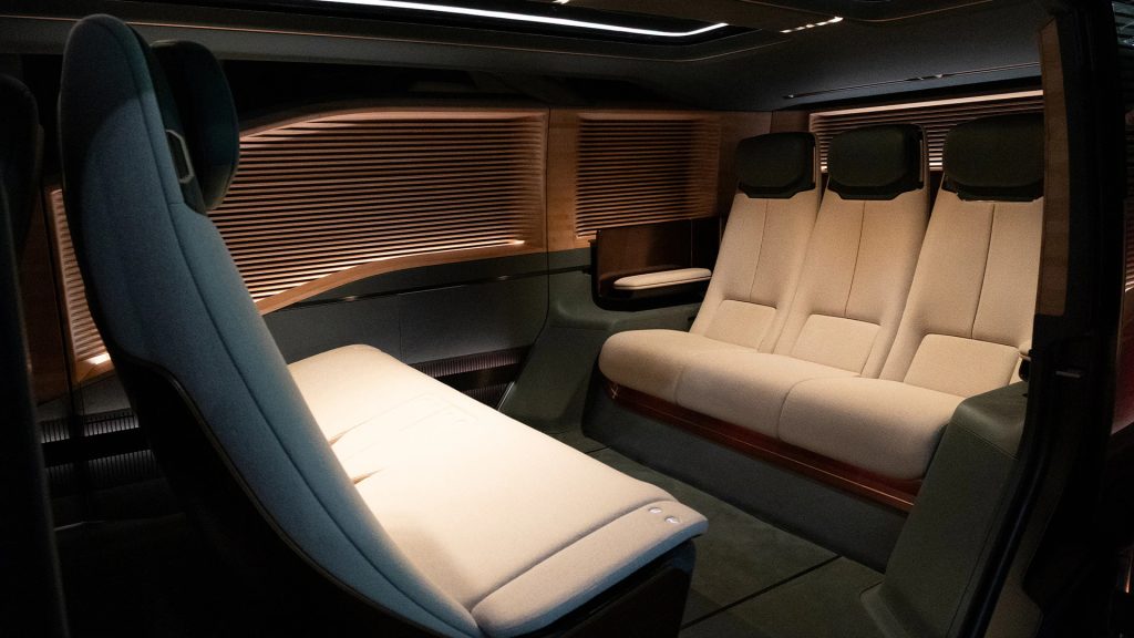 Lexus LS a sei ruote: il nuovo “Luxury Space” elettrico | Elettronauti.it