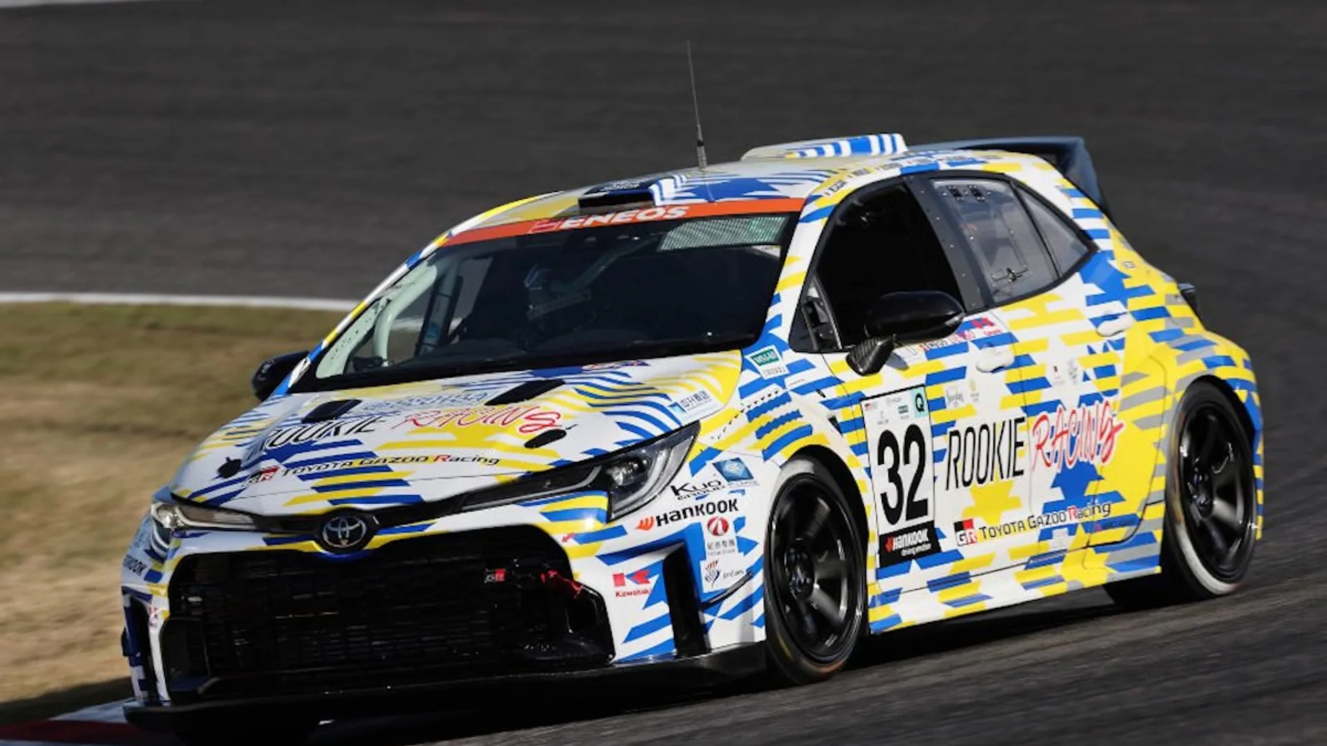 Toyota stessa dimostra perché i motori a combustione di idrogeno non sono la risposta