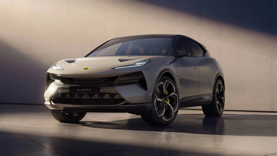 Lotus Eletre, la metamorfosi di Lotus