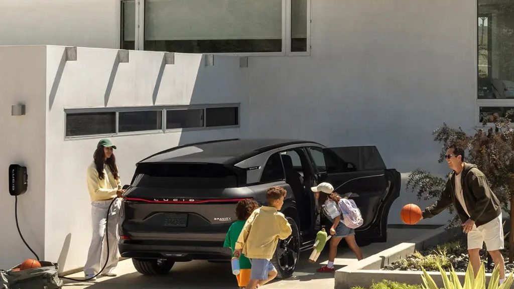 Lucid Gravity punta sulle famiglie con una nuova campagna marketing | Elettronauti.it
