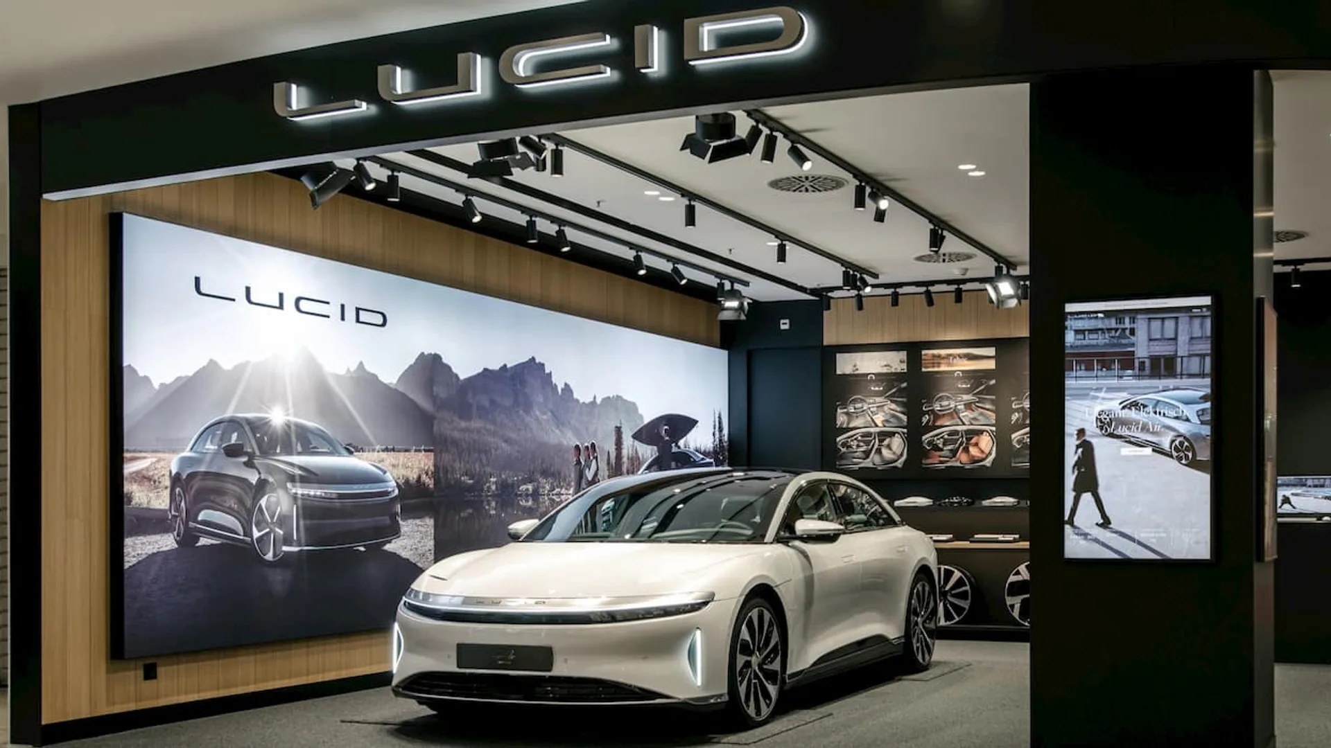 Il titolo Lucid (LCID) crolla mentre il produttore di veicoli elettrici perde un dirigente chiave.
