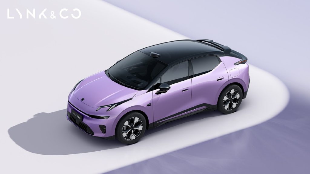 Lynk & Co 02 restyling: interni svelati in Cina | Elettronauti.it
