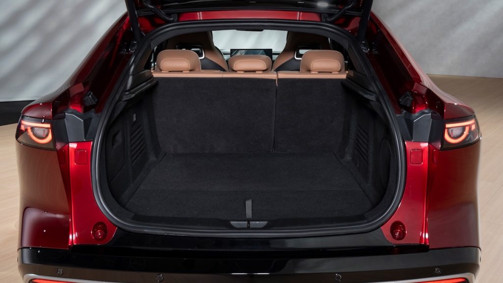Mazda 6e - Elegante e performante è ora ordinabile | Elettronauti.it