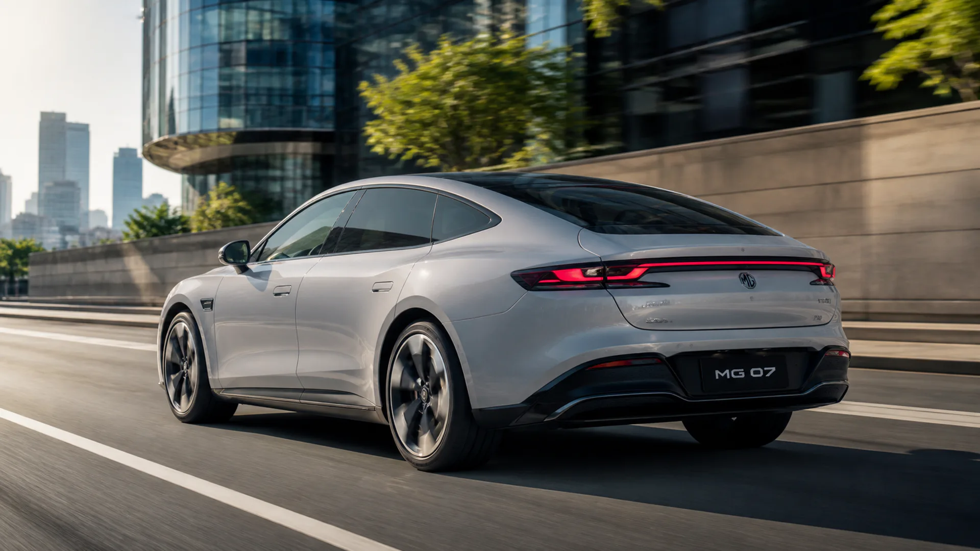 La MG 07, berlina proposta in Cina con motorizzazioni elettriche e ibride plug-in