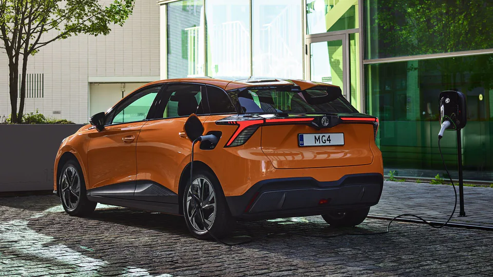 🔋 MG4 - L'ELETTRICA cinese creata per la conversione di MASSA