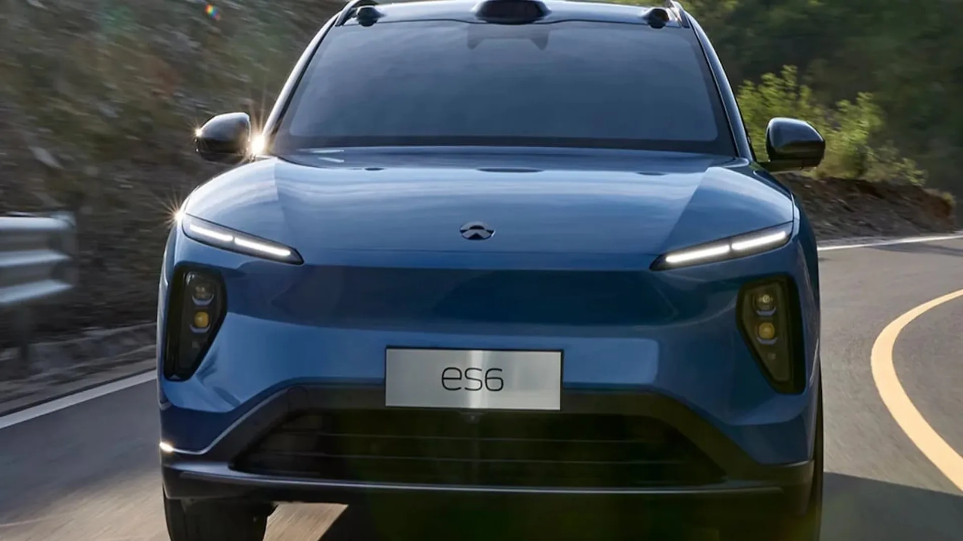 NIO lancia il nuovo ES6, un SUV elettrico high-tech