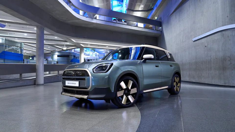 Al via la produzione della MINI Countryman a Lipsia