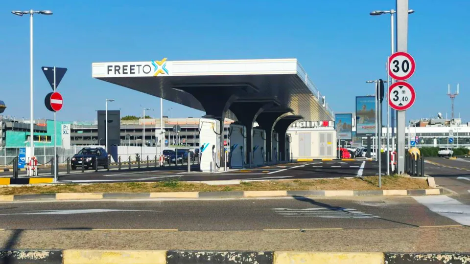 Free To X Linate