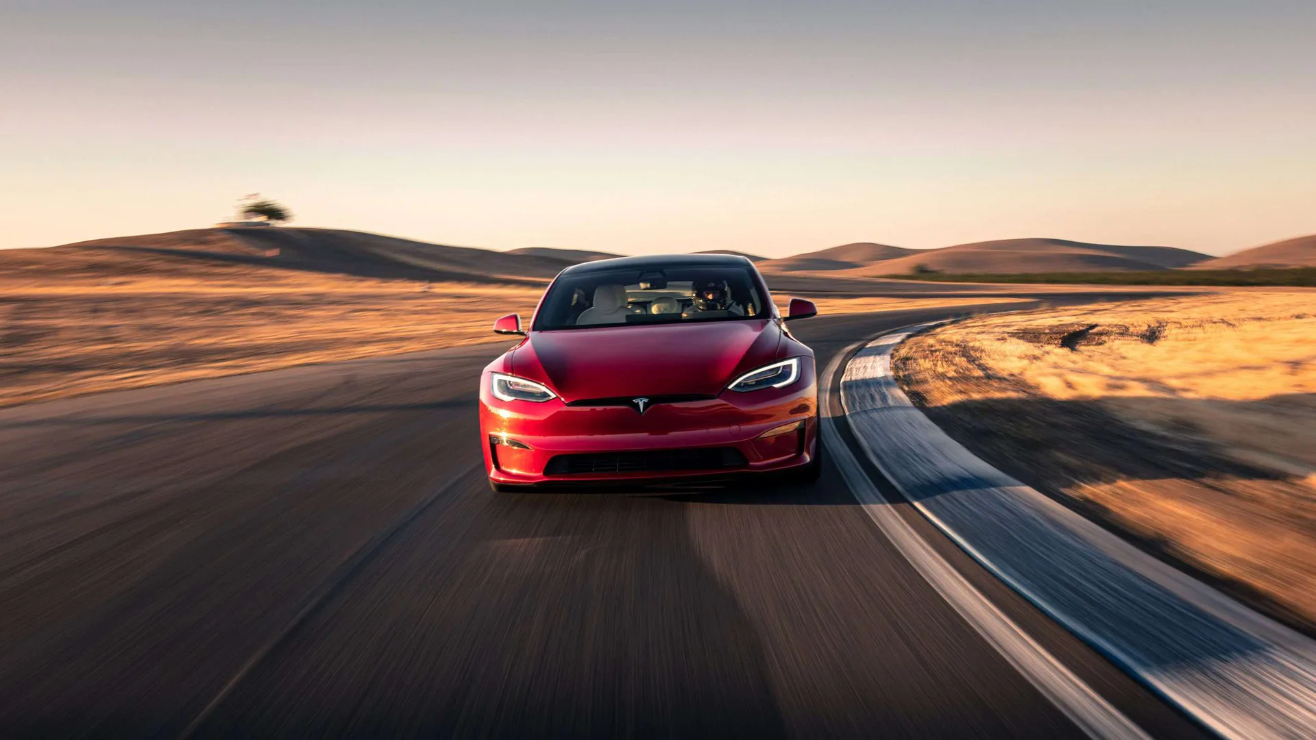 Tesla Model X - Problema all'airbag per 30.000 auto