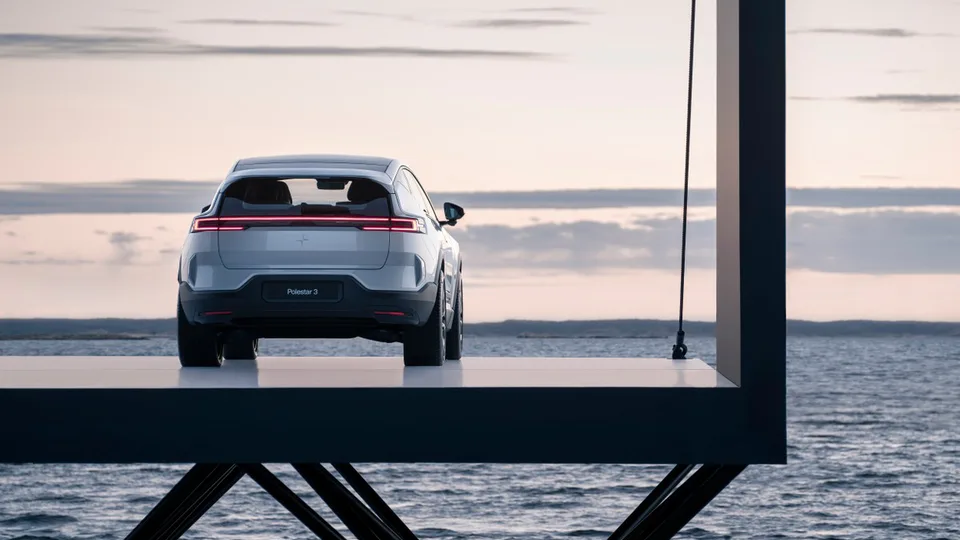 Polestar 4 sarà la prima auto al mondo con guida autonoma di Mobileye