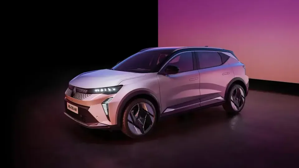 Renault Scenic E-Tech, la francese è Car of the Year 2024