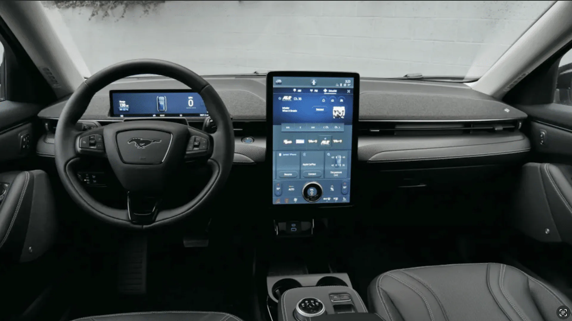 Ford salva la radio AM, tutti i proprietari di veicoli elettrici esistenti e futuri avranno accesso