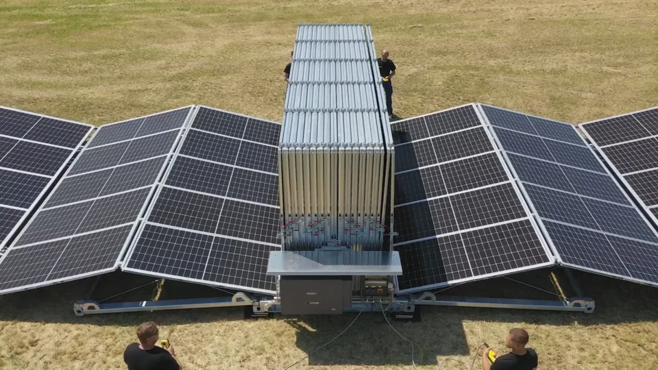 SolarContainer, innovativi impianti fotovoltaci in container