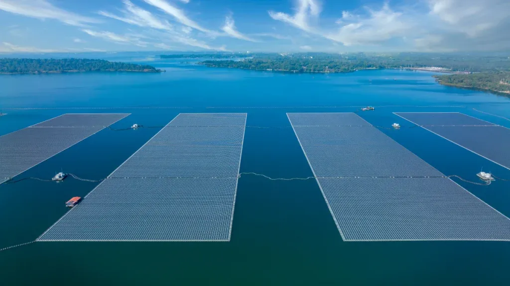 Solare galleggiante sull'equatore uguale energia infinita? | Elettronauti.it