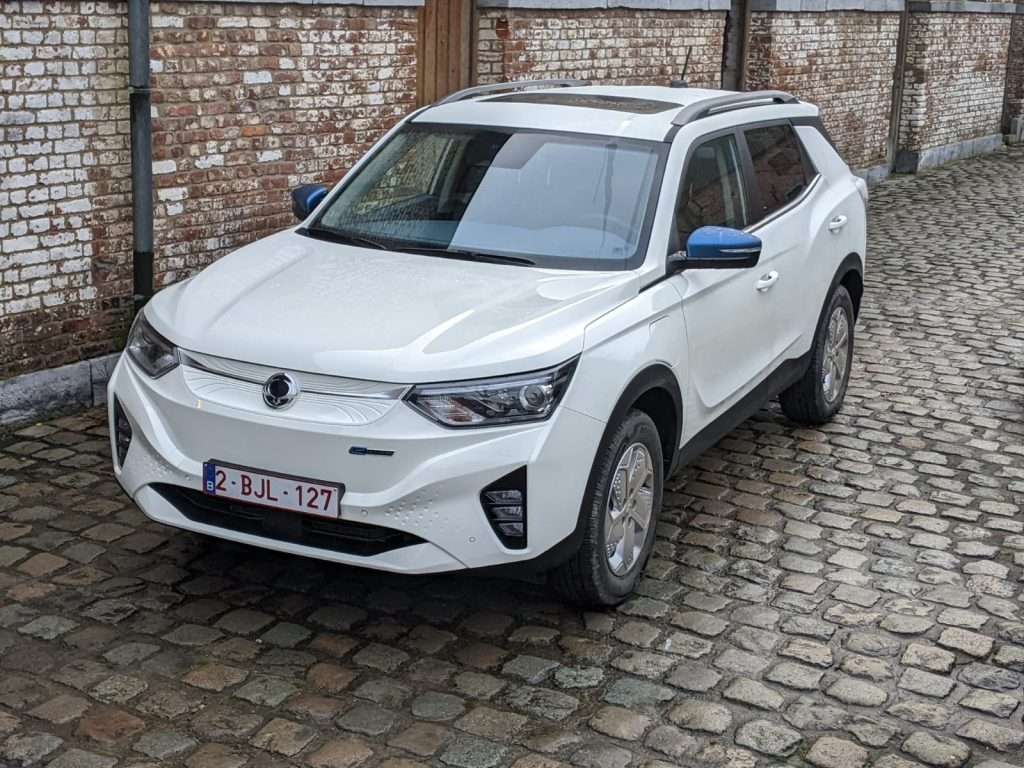 ssangyong korando-e anteriore