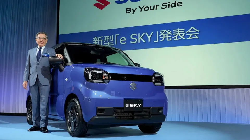 Suzuki e SKY: mini EV da 11.600 € con batterie BYD