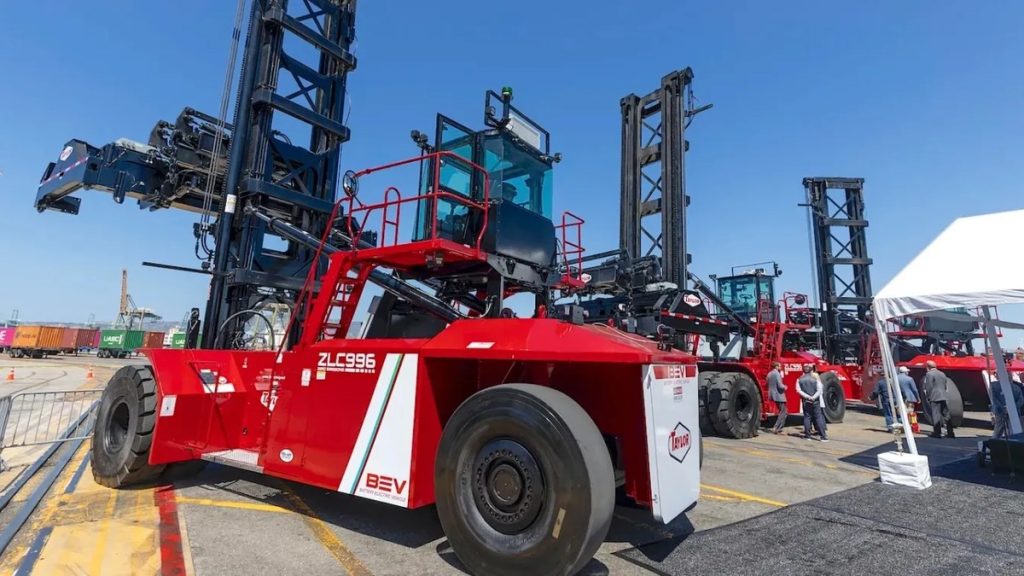 Los Angeles: 172 milioni € per il porto elettrico | Elettronauti.it