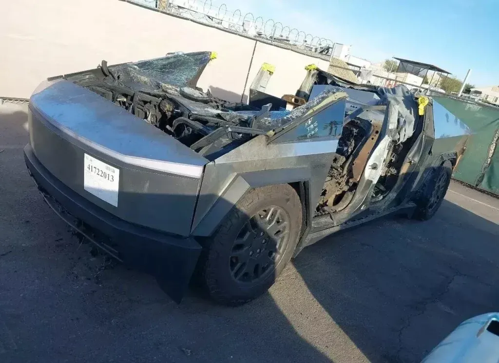 Tesla Cybertruck esploso | Elettronauti.it
