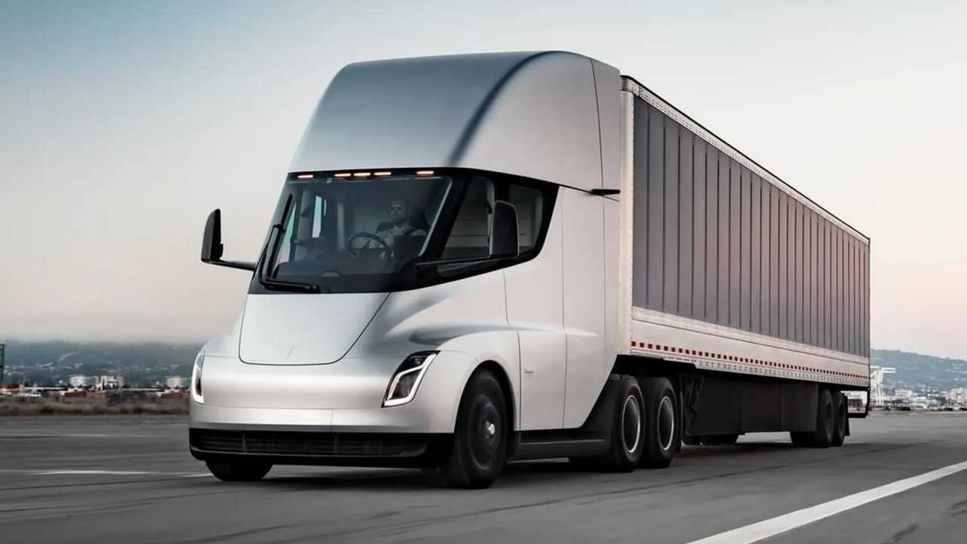 Tesla Semi - Ufficiali 50.000 esemplari all'anno!