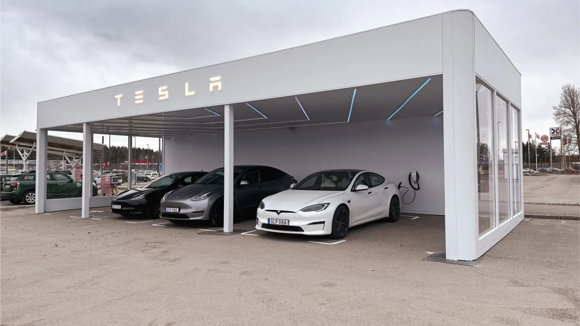 Hub di prova remoti: Tesla trova nuovi modi per portare i conducenti al volante di un veicolo elettrico