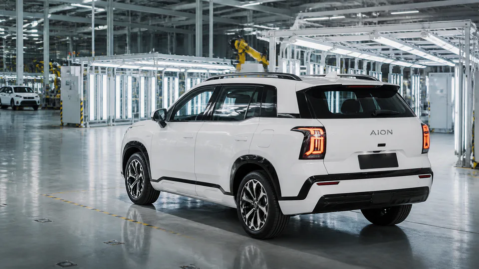 Il tema dell'apertura di Donald Trump alle auto cinesi prodotte negli Stati Uniti