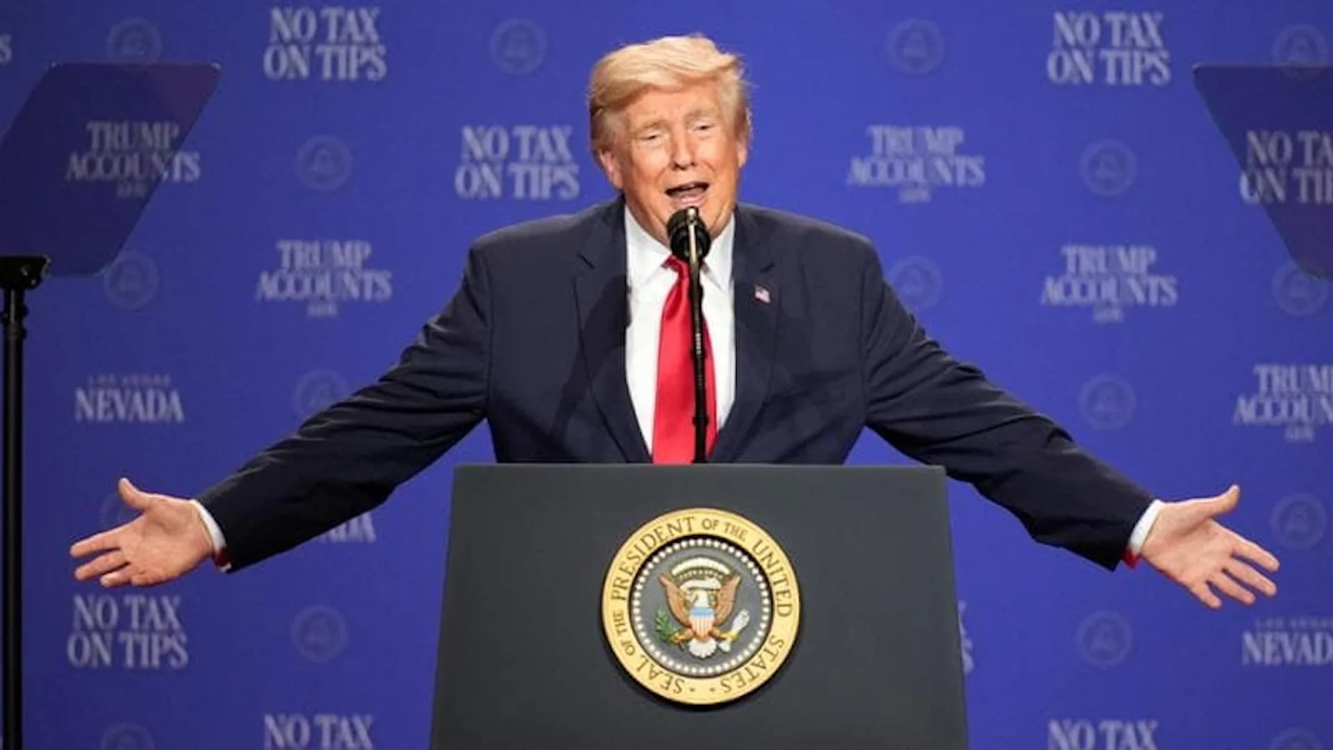 Trump: le auto elettriche sono una malattia