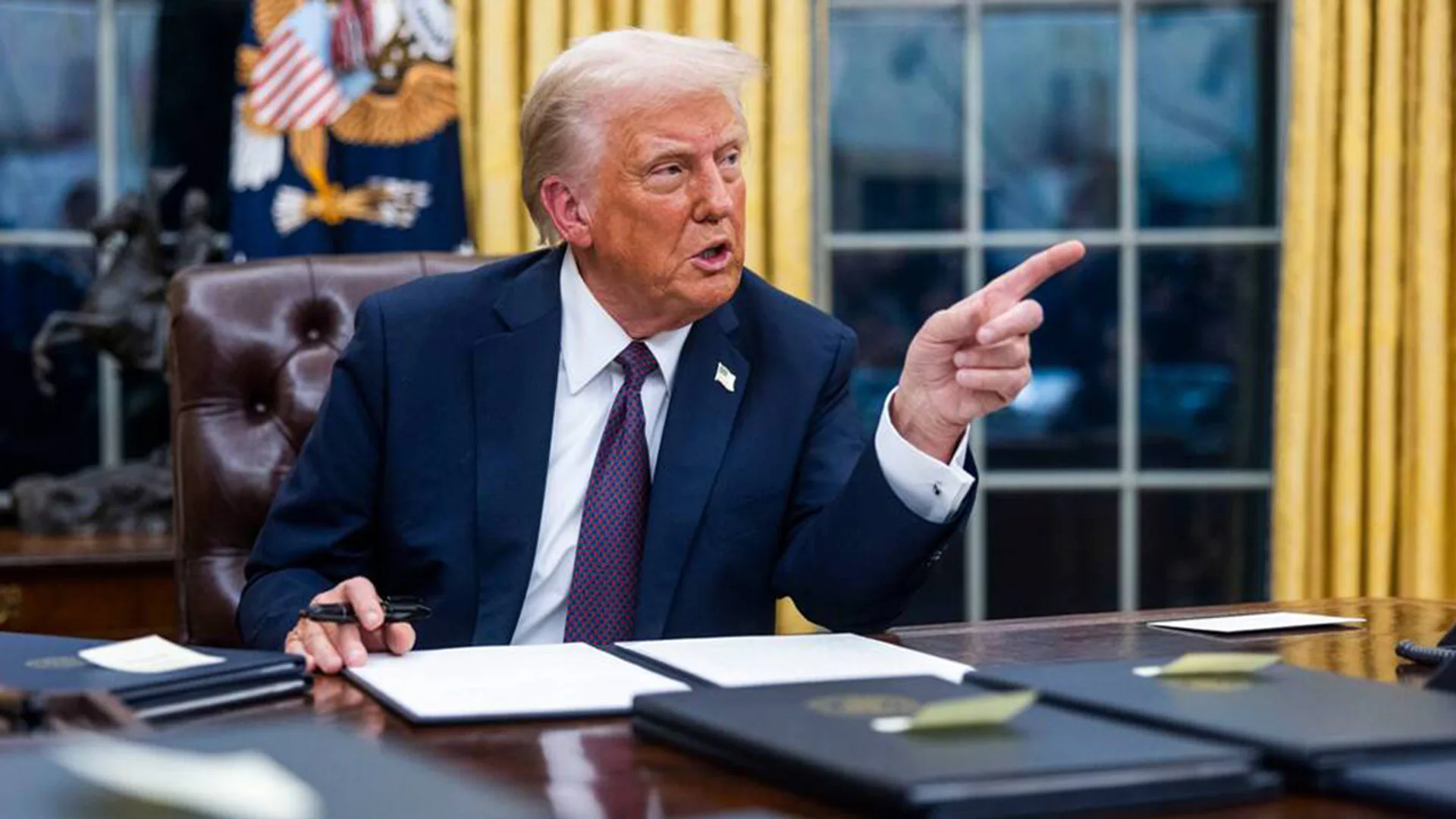 La "guerra" di Trump contro i veicoli elettrici e la transazione energetica. Per la felicità Musk!