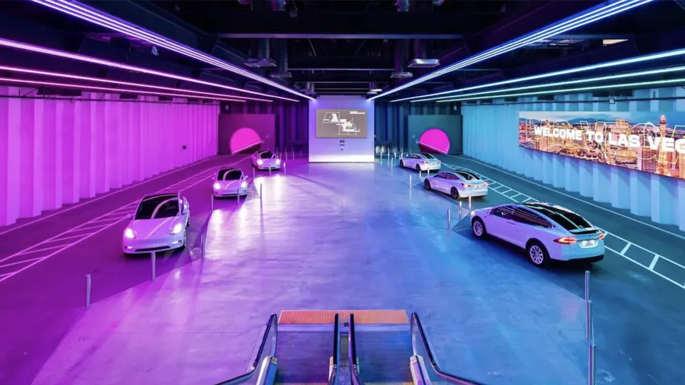 Il futuro è la guida sottoterra? La società Boring espanderà il "Vegas Loop" con 69 nuove stazioni