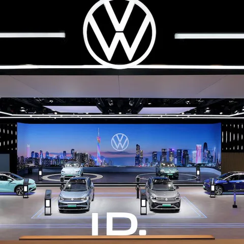 L'ammiraglia ID.7 EV di Volkswagen parte a rilento in Cina, con solo 300 ordini in 3 giorni