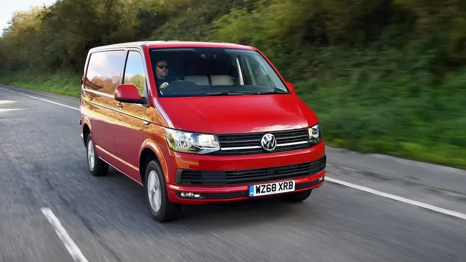 VW Transporter: la versione EV avrà componenti Ford