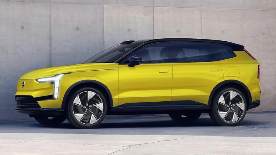 Nuova Volvo EX60: produzione al via con domanda oltre le attese