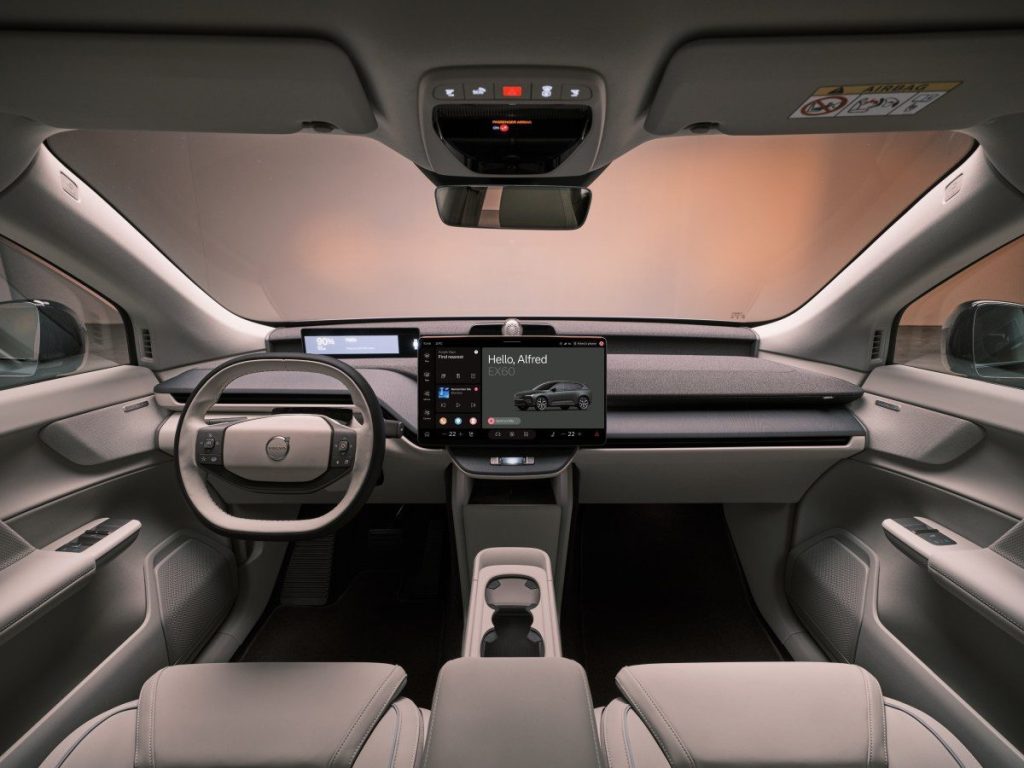 Volvo EX60 debutta con ricarica ultra-rapida | Elettronauti.it