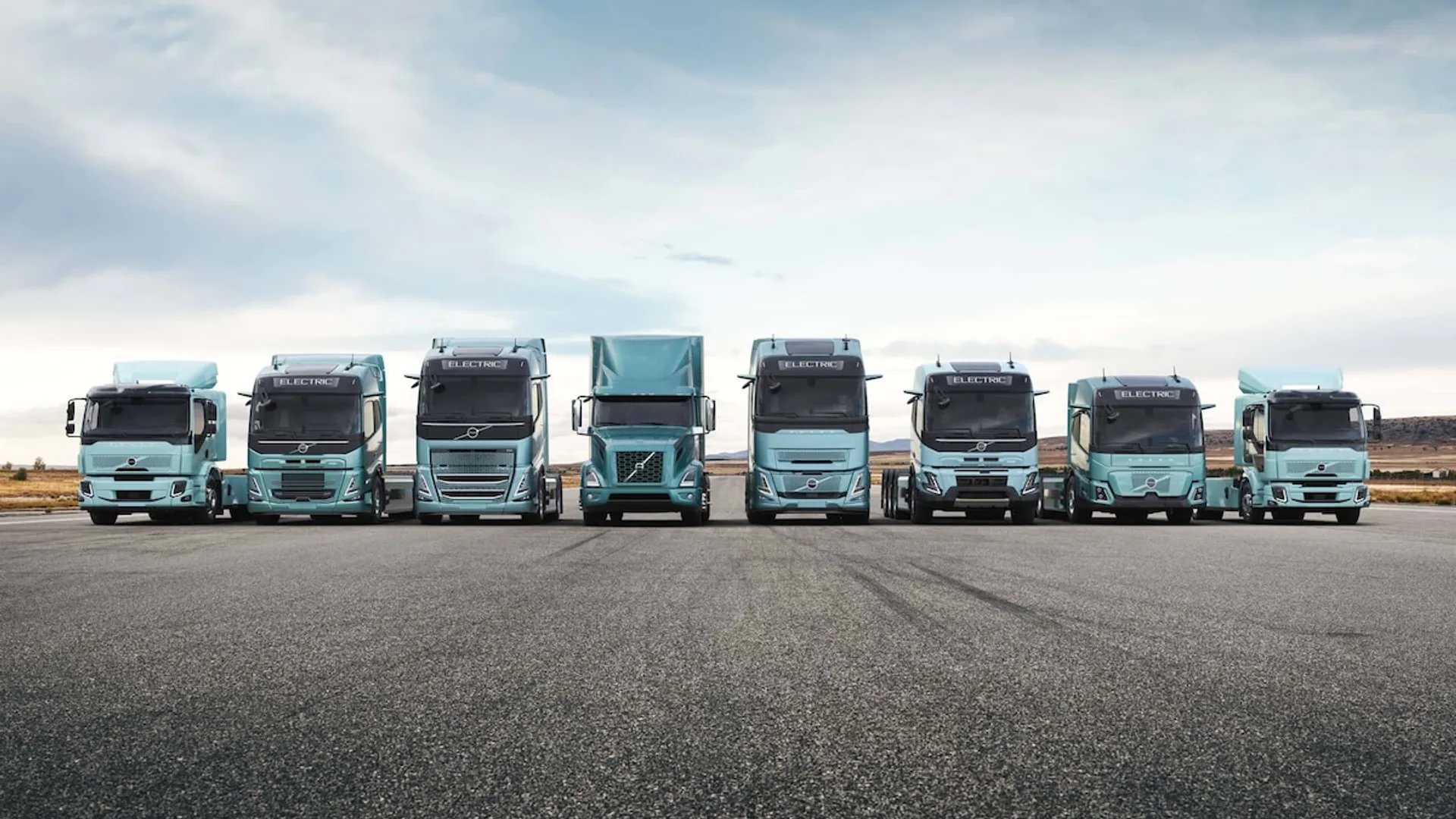 Musk promette Volvo Trucks produce e scavalca Tesla Semi: già oltre 5.000 camion elettrici venduti