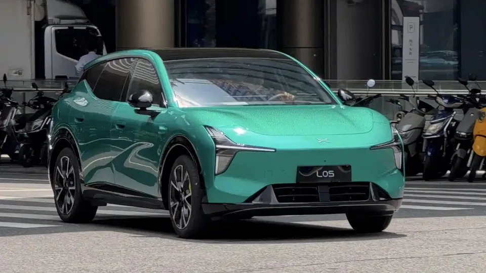 Xpeng Mona L05: nuovo SUV elettrico cinese