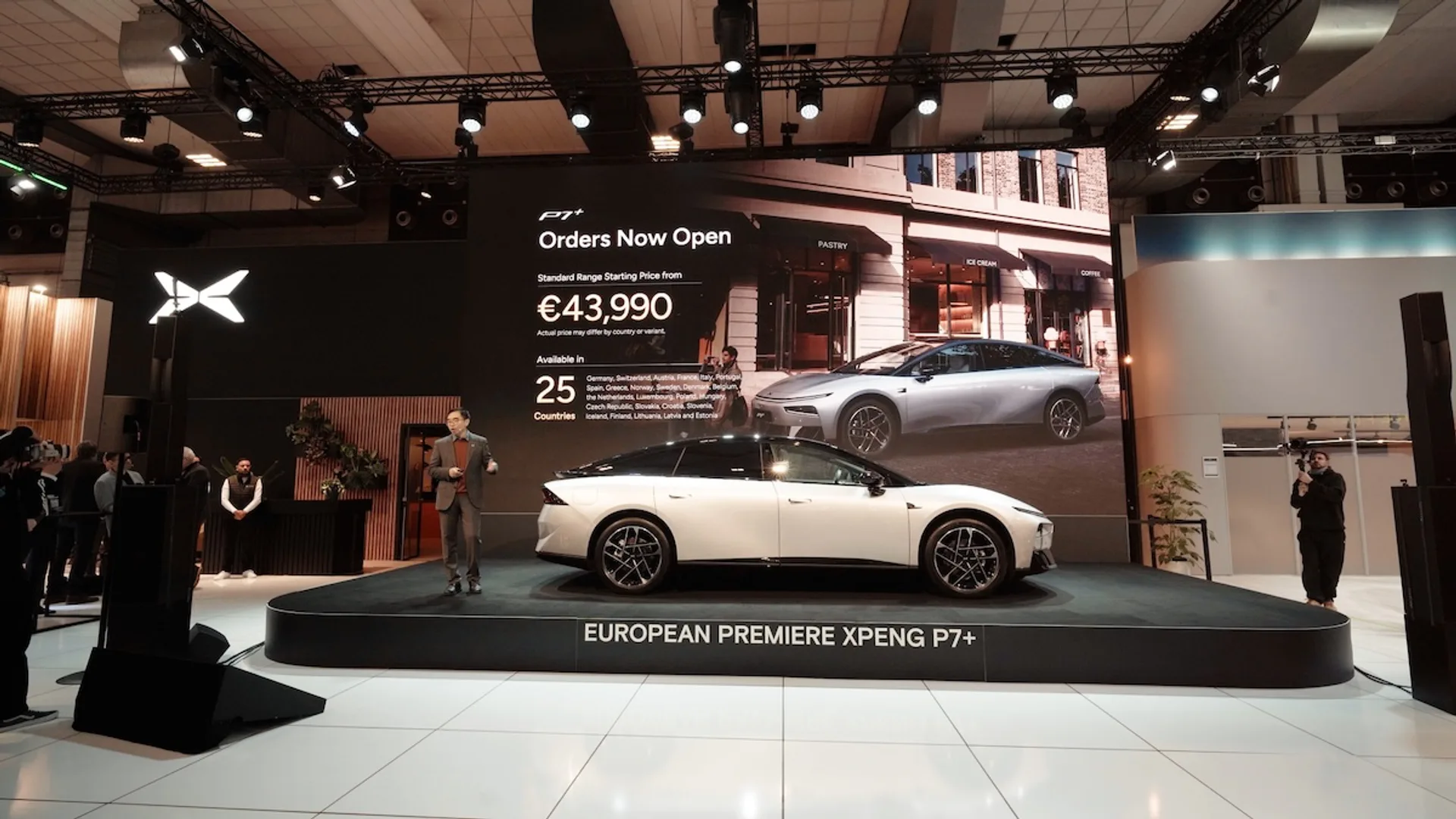 XPENG P7+ debutta in Europa al Motor Show di Bruxelles 2026