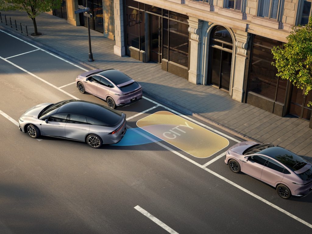XPENG P7+ debutta in Europa al Motor Show di Bruxelles 2026 | Elettronauti.it