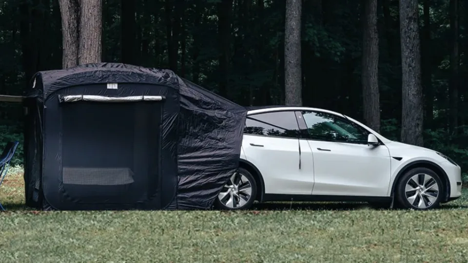 Il campeggio nella Tesla Model Y questa estate!
