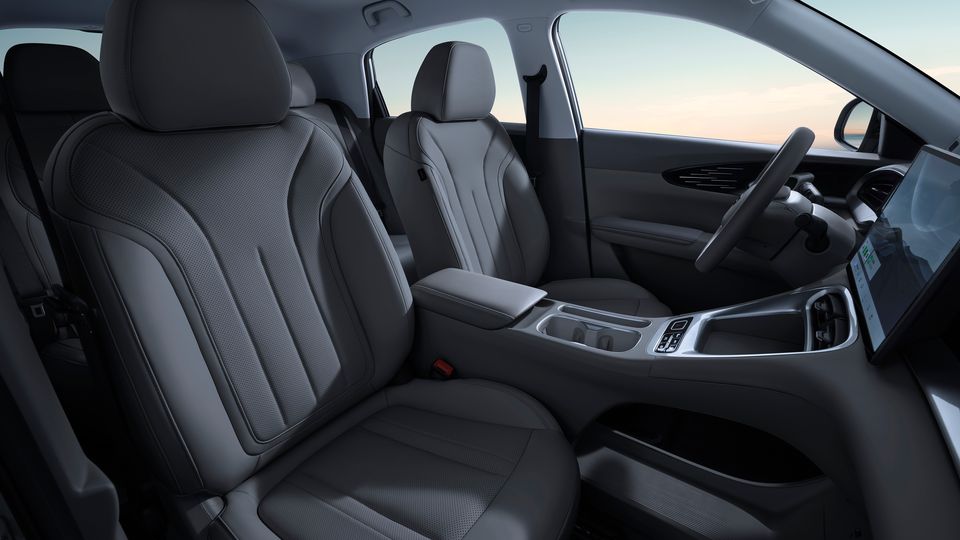 Elettronauti.it Geely EX2 Interno Scuro