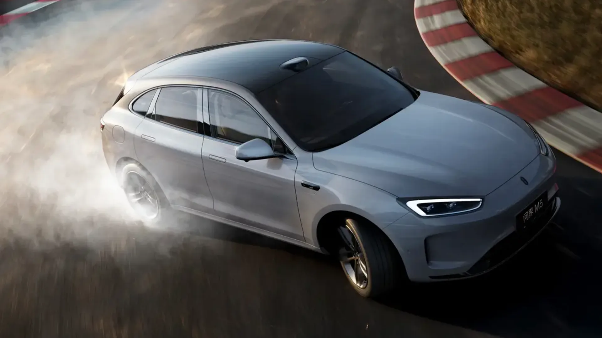 Elettronauti - Aito M5 M5 RWD - esterno