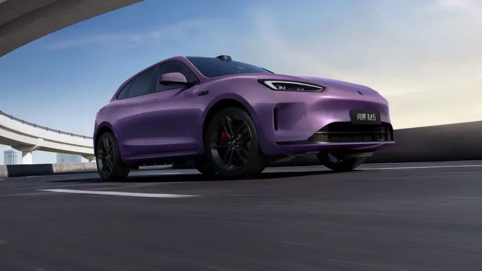 Elettronauti - Aito M5 M5 RWD - esterno