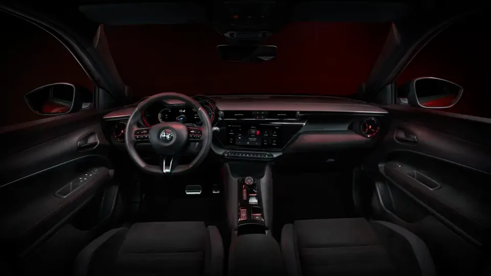 Elettronauti - Alfa Romeo Junior 54kWh - Plancia - Vista della plancia