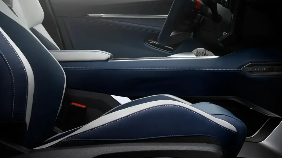 Elettronauti - Alpine A390 GT - Blu - Esterno - Vista anteriore a tre quarti